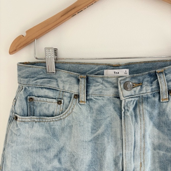 TNA Aritzia Testani Acid Wash Asymmetrical Mini Denim Skirt - Picture 3 of 7